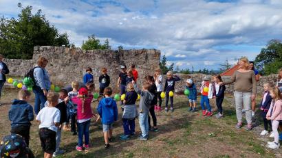 Bild: fz
Tolle zwei Tage für 50 Kinder auf der Burg Leuchtenberg. Organisiert vom Förderverein für Kinder und Jugendliche Bechtsrieth/Trebsau/Irchenrieth