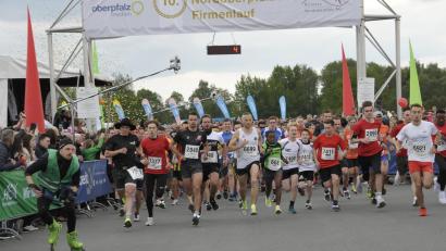 Archivbild: Alexander Unger
Knapp 8000 Läufer waren beim letzten Nofi-Lauf 2019 in Weiden am Start.
