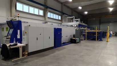 Bild: Glowka/exb
Die neue Laseranlage der Firma Schmelzer am Standort Chodová Planá. Gebaut wurde auch eine neue Produktionshalle.
