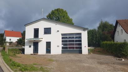 Bild: gi
Das neue Feuerwehrgerätehaus Burgtreswitz ist fast fertig. Die Finanzierung ist aber nicht gesichert.