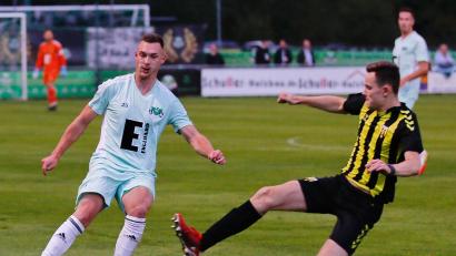 Bild: Markus Venzl
Martin Popp (links) brachte die DJK Ammerthal mit 1:0 in Führung.