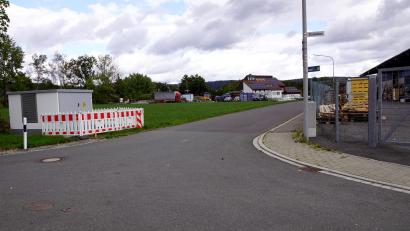Bild: bkr
Für das Gewerbegebiet West (im Bild ist der westliche Teil) nimmt die Gemeinde wieder die Bauleitplanung auf. Aufgestellt werden sollte der Bebauungsplan eigentlich schon 1995.