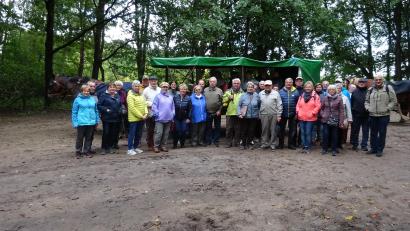 Bild: Manfred Schaller/exb
Der Ausflug führt die Wanderfreunde Kirchenthumbach unter anderem in die Kulturlandschaft des Naturparks und des Naturschutzgebietes Lüneburger Heide.