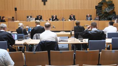 Archivbild: Gabi Schönberger
Das Urteil der Weidener Strafkammer unter Vorsitz des inzwischen pensionierten Gerhard Heindl hat Bestand. Der Bundesgerichtshof verwarf die Revisionsanträge in Sachen Flutkanal.