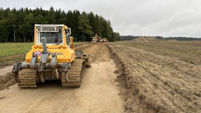 Bild: exb/Stadt Windischeschenbach
Seit September wird bei Ödwalpersreuth die Straße saniert.