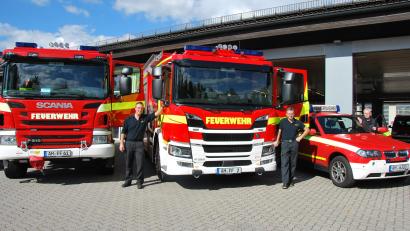 Bild: gsp
Amberger Feuerwehrleute in freudiger Erwartung: Am Samstag, 24. September, beteiligen sie sich an der bayernweiten "Langen Nacht der Feuerwehr".