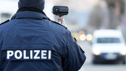 Symbolbild: Angelika Warmuth/dpa
18 Mal droht nun ein Fahrverbot.