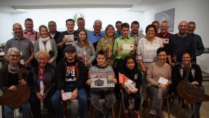 Bild: Schützenverein Einigkeit Erbendorf/exb
Die Gewinner des Kirwaschießens 2022 freuten sich über ihre Preise.