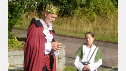 Archivbild: mad
Die Märchenwanderung der Theaterfreunde war ein Renner. Das Angebot im Ferienprogramm soll weiter ausgebaut werden. Der Bürgermeister bat die Vereine um Beiträge.