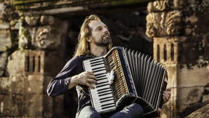 Bild: Ignacio Arnedo/exb
Horacio "Chango" Spasiuk gilt weltweit als Meister des argentinischen Chamamé, einer Mischung lokaler argentinischer Klänge mit den Einflüssen der osteuropäischen Einwanderer.