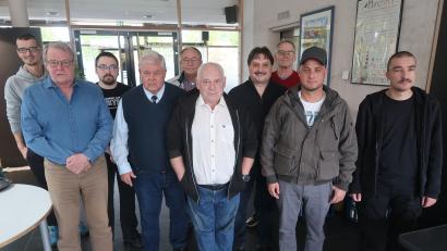 Bild: Kunz
Gesamtvorstand und Aufsichtsrat der Baugenossenschaft Kriegersiedlung.