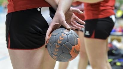 Symbolbild: Hubert Ziegler
Die Landesliga-Handballerinnen des HC Sulzbach peilen ihren zweiten Saisonsieg an.