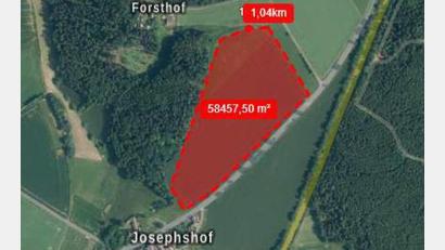 Bild: Gemeinde Reuth b. Erbendorf/exb
Die Firma WIMO GmbH aus Mantel (Landkreis Neustadt/WN) plant eine Freiflächen-Photovoltaikanlage bei Josephshof.