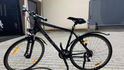 Bild: Polizeiinspektion Schwandorf/exb
Wem gehört dieses Fahrrad? Hinweise nimmt die PI Schwandorf entgegen.