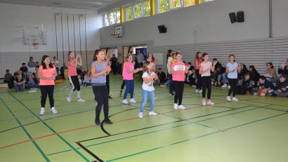 Bild: Doris Pensky/exb
Die Kinder ernten großen Applaus für ihre Tanzvorführung