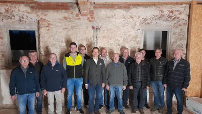 Bild: Michael Vollath/exb
Mitgliederstammtisch der CSU Beidl mit Albert Rupprecht. Führung durch die Baustelle des Kooperatorenhauses.