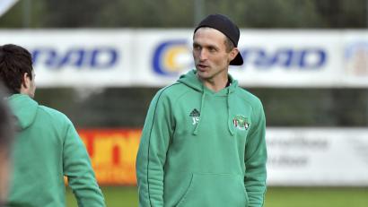 Archivbild: Hubert Ziegler
Ammerthals Trainer Jürgen Schmid gefiel nicht, wie seine Mannschaft in Großbardorf spielte.