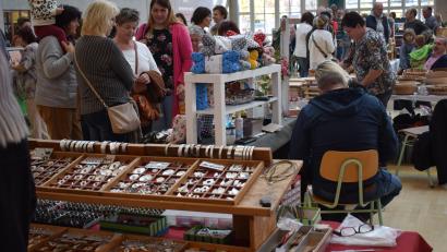 Bild: bnr
Das Angebot auf dem Hobbykünstlermarkt in Pfreimd lies wenige Wünsche offen.