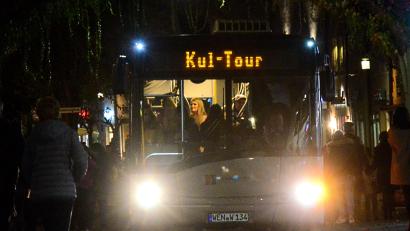 Archivbild: Kunz
Der "Kultour-Bus" bringt die Besucher kostenlos zu den verschiedenen Stationen außerhalb der Innenstadt.
