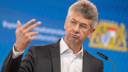 Bild: Peter Kneffel/dpa
Michael Piazolo, (Freie Wähler) Staatsminister für Unterricht und Kultus