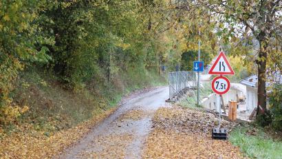 Bild: mrr
Aktuell ein Thema, bei dem einige Vilshofener Bauchschmerzen haben: Die Situation in der Riedener Straße in Vilshofen.