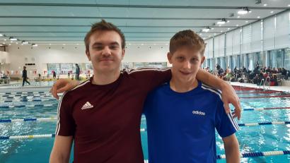 Bild: rbg
Fynn Legat (links) und Leonhard Fütterer vom Tirschenreuther Schwimm- Club haben Wildcards für den FINA-Swimming World Cup in Berlin ergattert. Sie starten am Wochenende in der Bundeshauptstadt.