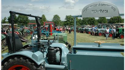 Bild: heinrichniebauer
Über 300 Maschinen kommen zum Oldtimertreffen und zeigen ihren ewigen Glanz.