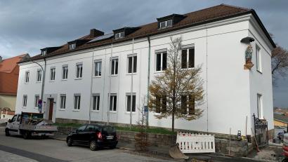 Bild: ck
Hier, am Landesamt für Finanzen in Vohenstrauß, ist die Radonkonzentration in den Aufenthaltsräumen zu hoch. Die Mitarbeiter sind seit Monaten im Homeoffice.