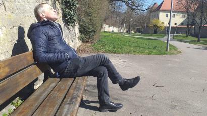 Archivbild: tk
Einfach mal eine kurze Pause machen. Dafür gibt es Ruhebänke. In Amberg sind es exakt 888, die sich auf die ganze Stadt verteilen.