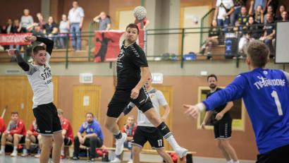 Bild: gud
Als es gegen Ende nochmals knapp wurde, nahm Max Fütterer (Mitte) das Heft in die Hand und erzielte mehrere vorentscheidende Treffer in Folge.