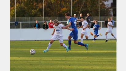 Bild: Dieter Jäschke
Die U15 der SpVgg SV Weiden (blaue Trikots) unterlag Viktoria Aschaffenburg mit 2:3.