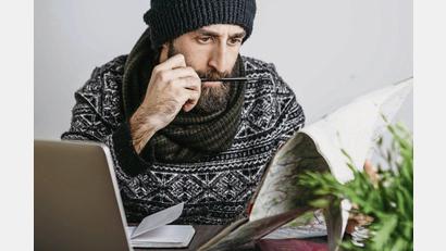 Symbolbild: Josep Rovirosa/Westend61/dpa
Die Vorbereitung lohnt sich: Wer früh genug den Kalender studiert, kann mit möglichst wenig Urlaubstagen lange Erholungsreisen einplanen.