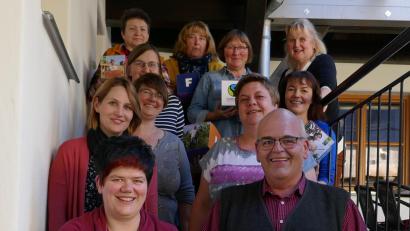 Bild: Gemeinde Bad Neualbenreuth/exb
Bad Neualbenreuth bleibt Fairtrade-Gemeinde. Die Verleihung des Titels für weitere zwei Jahre feierte die Steuerungsgruppe.