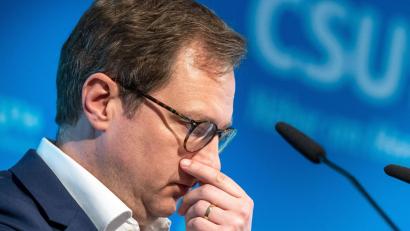 Bild: Peter Kneffel/dpa
Künftig ohne Doktortitel: CSU-Generalsekretär Martin Huber.