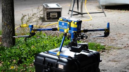 Bild: Polizeipräsidium Oberpfalz/fb
Der Multicopter der Grenzpolizei Waidhaus unterstützte die Schwerpunktkontrollen.