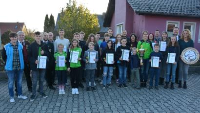 Bild: jr
Beim Gaujugendtag wurden auch die Gaujugendpokale und die Gaujugendscheibe verliehen.