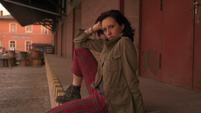 Bild: Youbi Deinas
Das ist Anna Gette. Der Künstlername der Weidenerin ist Tygapuss. Gerade veröffentlichte sie eine neue Single. Der Song „Alien Girl“ spielen Radiosender in vielen Ländern.