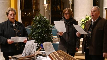 Bild: gf
Die Ensdorfer Stubenmusi bei der Hubertus-Messe in der Basilika St. Martin Amberg.