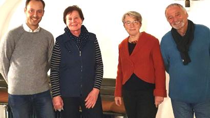 Bild: Siebenbürger/exb
Das neue Vorstandsgremium des Eine-Welt-Ladens (von links): Kassier Markus Lacher, Monika Rambach (Stellvertreterin der 2. Vorsitzenden), zweite Vorsitzende Cornelia Siebenbürger und Vorsitzender Helmut Kollhoff.