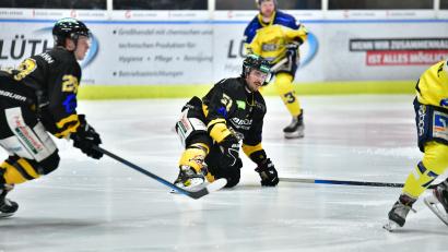Archivbild: SignaLight
Nichts zu holen war für den ERSC Amberg (in der Mitte Tanner Campbell) im Auswärtsspiel am Sonntag in Erding.