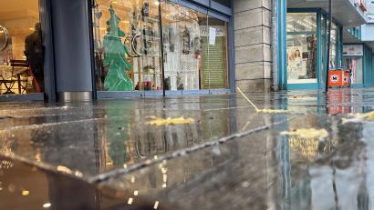 Bild: wes
Der Hofladen Weiden hat für die nächsten vier Wochen einen Pop-Up-Store in der Innenstadt eröffnet.