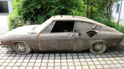 Bild: Polizeiinspektion Vohenstrauß
Dieser Audi-Oldtimer wurde aus dem Pfreimdstausee bei Tännesberg gefischt.