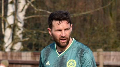 Archivbild: Gebert
Spielertrainer Frantisek Nedbaly ist vor dem Nachholspiel bei der SG Quelle Fürth nicht zu beneiden. Dem SV Mitterteich fehlt am Samstag fast eine komplette Mannschaft.