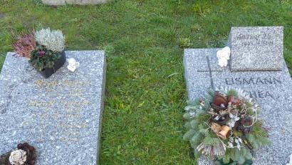 Bild: rn
Nach dem Vorbild Pressaths könnten nach dem Vorschlag von Martin Dilling Leerstände auf dem städtischen Friedhof für Urnenbodengräber genutzt werden.