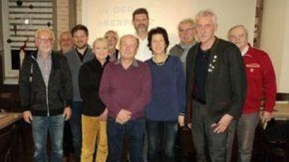 Bild: Peter/exb
Die neue Vorstandschaft des Heimat- und Verschönerungsvereins Schwarzenfeld.