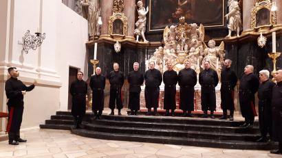 Bild: pz
Der "Don Kosaken Chor Serge Jaroff" beendete mit zwei Weihnachtskonzerten die diesjährige Reihe in der Basilika.