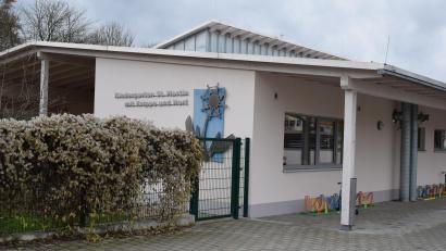 Bild: bnr
Ab dem Kindergartenjahr 2023/24 steht für den Kindergarten St. Martin mit Krippe und Hort eine Erhöhung der Gebühren ins Haus.