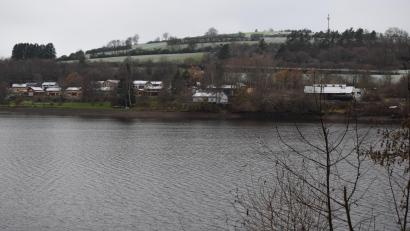 Bild: bnr
Der Stausee in Trausnitz mit Fischerdorf, Seeterrasse und Campingplatz soll im nächsten Jahr zu einem touristischen Schwergewicht ausgebaut werden.