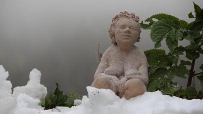 Bild: gri
Ein Holzfräulein, eine der vielen Oberpfälzer Sagen-Gestalten, die Franz Xaver von Schönwerth beschreibt. Diese Version hat der Bildhauer Thomas Simon aus Lupburg gestaltet. Sie findet demnächst einen Platz am Märchenweg in Hainstetten.