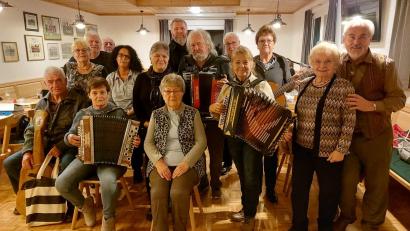 Bild: Egon Böhm/exb
Beim Musikantentreffen in Premenreuth zeigten die Teilnehmer wieder ihr Können.